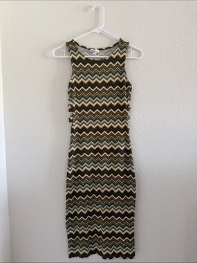 Derek Heart MIDI Dress
